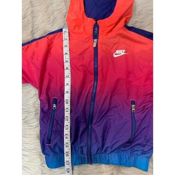 Nike Boys' Rise Gradient Woven Jacket 5-6 years - Picture 9 of 10